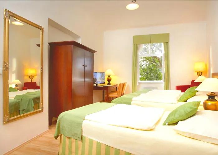 Wenceslas Square - Czech Leading Otel 4*