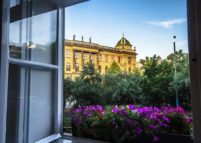 Wenceslas Square - Czech Leading Otel