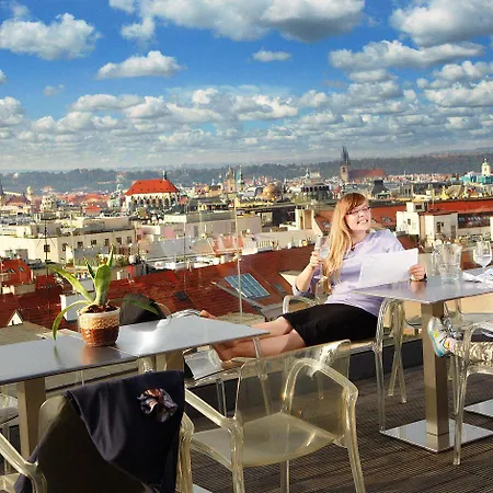 מלון Wenceslas Square - Czech Leading 4*