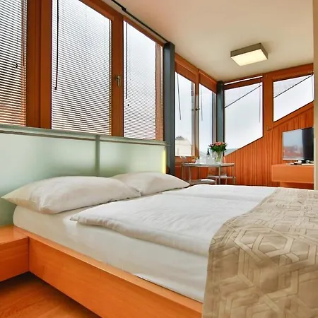 Wenceslas Square - Czech Leading Hotel 4*
