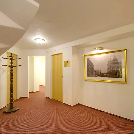 Wenceslas Square - Czech Leading Szálloda Prága